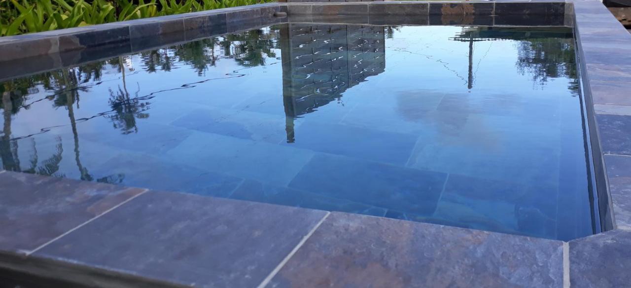 Mara'Ai Le Spot Tubuai Chambre Triple Taahueia Deluxe Sdb Privee Avec Piscine Mataura Екстер'єр фото